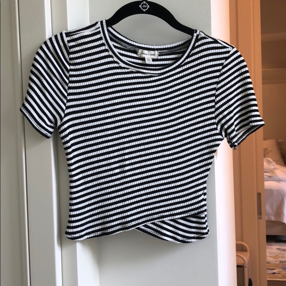 Stripped Crop Top